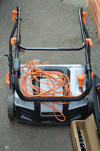 Vonhaus 1800w electric